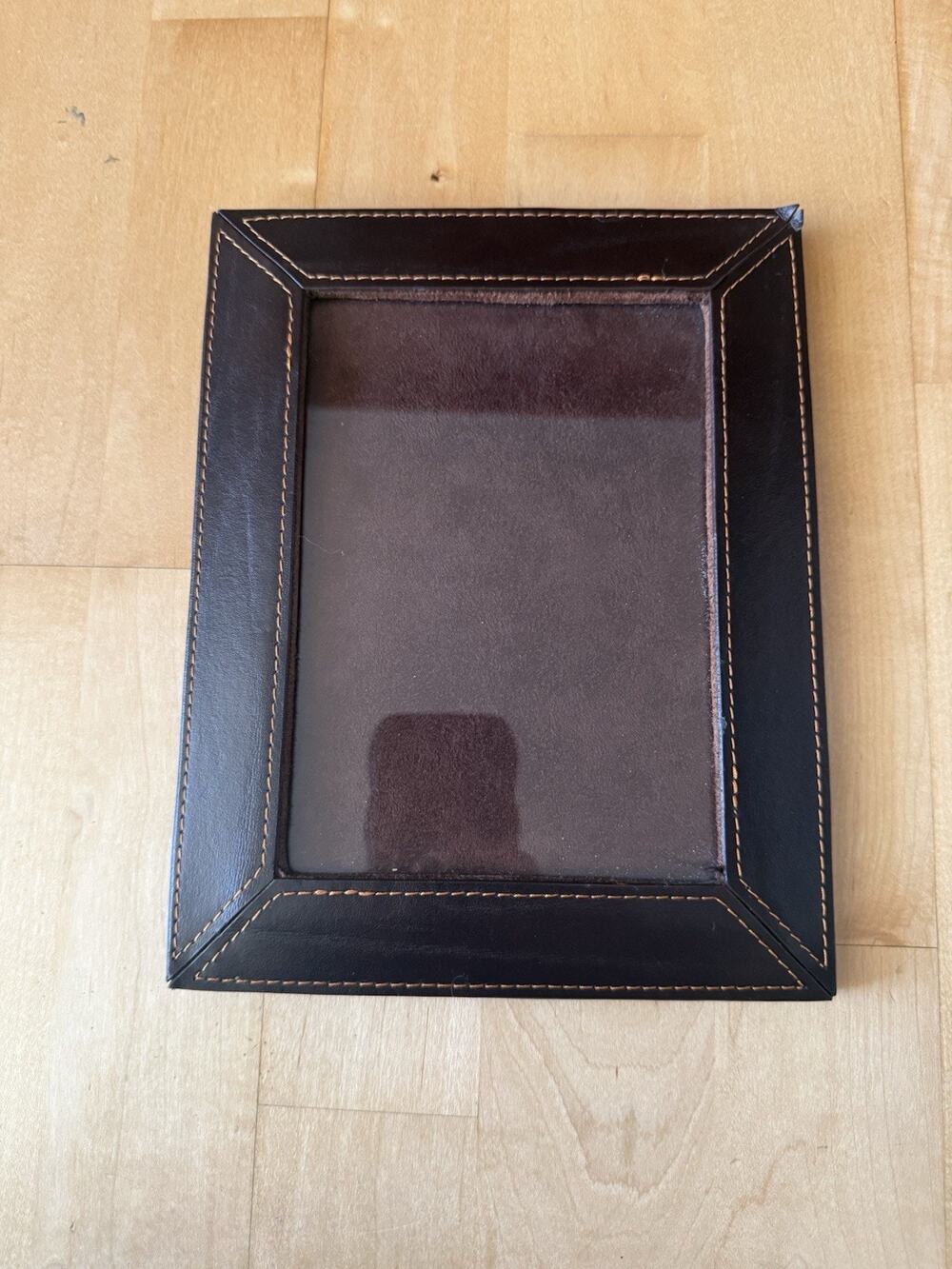 Reed & Barton Brown Leather 5x 7 Frame SMALL FLAW